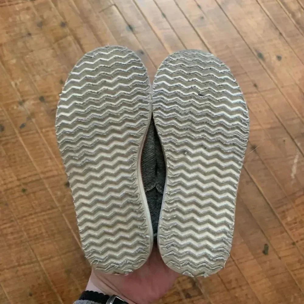 Tom’s toddler 8 worn denim dapper slip on shoes